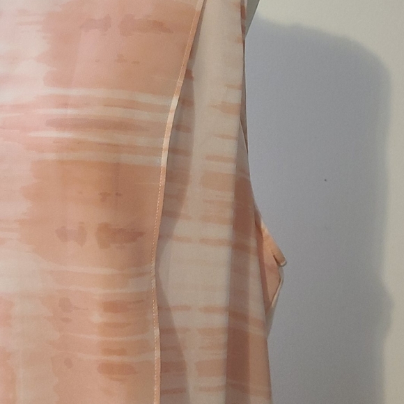 H by Halston Pink and White Flowing Top - Picture 3 of 8